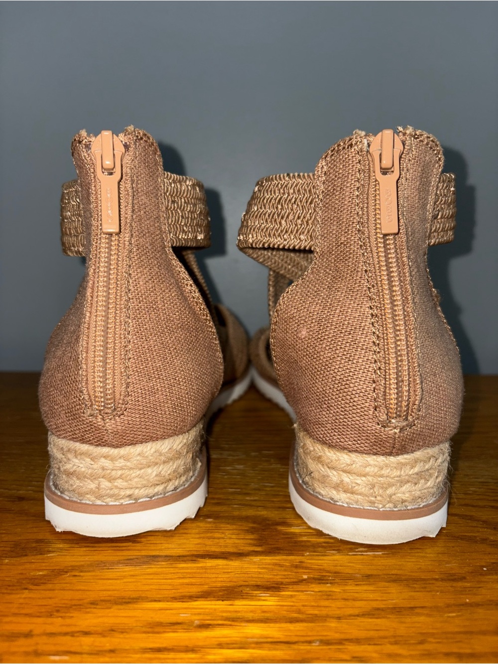 BOBS from Sketchers Woven Strappy Platform Espadrille Sandals Tan Taupe Size 8.5 - Picture 8 of 16